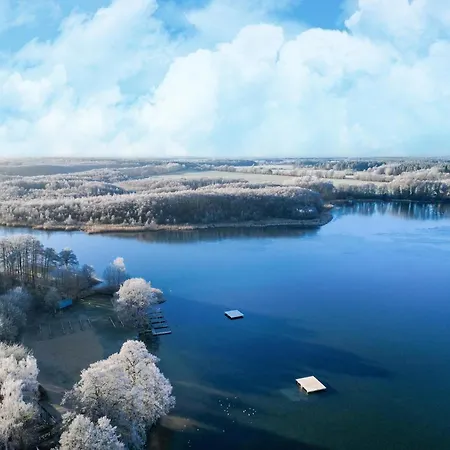 בית נופש Skandinavisches In Mirow