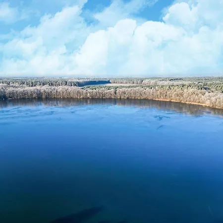 Skandinavisches In Mirow בית נופש *